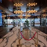 Avi Elegance Appart hôtel 3*