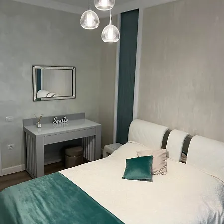 Avi Elegance Năvodari
