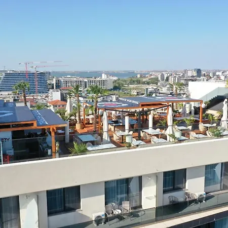 Aparthotel Avi Elegance Năvodari