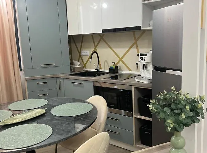 Aparthotel Avi Elegance 3*