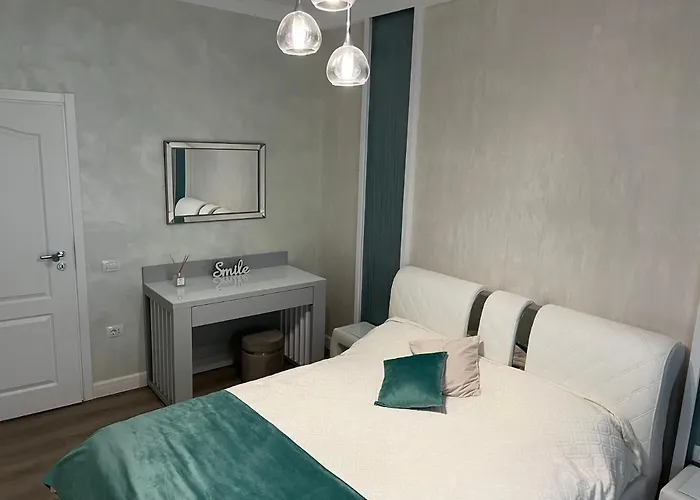 Avi Elegance Navodari