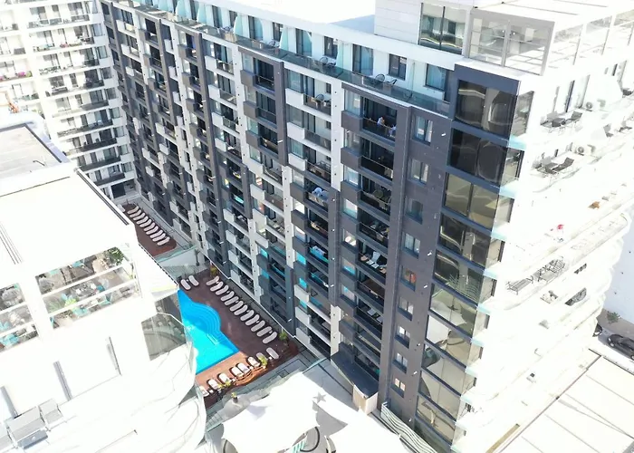 Avi Elegance Aparthotel