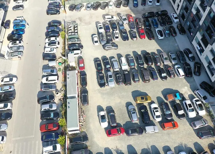 Avi Elegance Aparthotel 3*