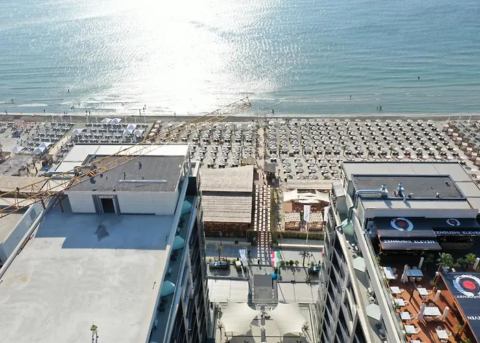 Avi Elegance Aparthotel