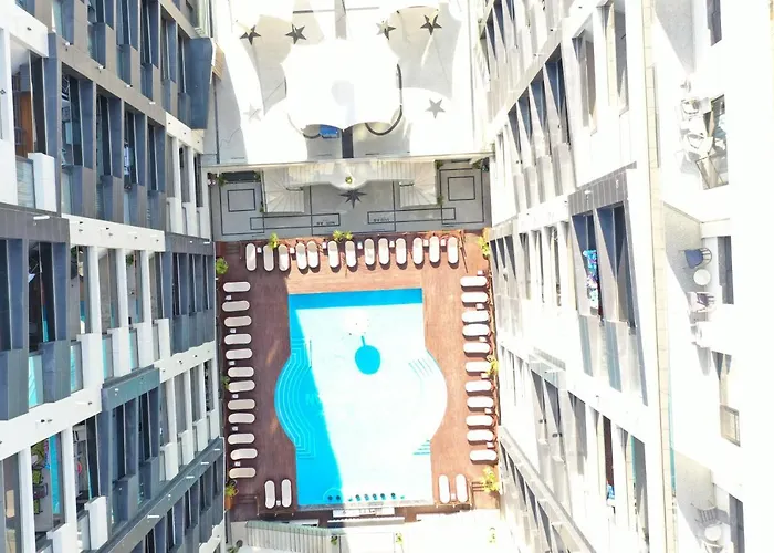 Aparthotel Avi Elegance